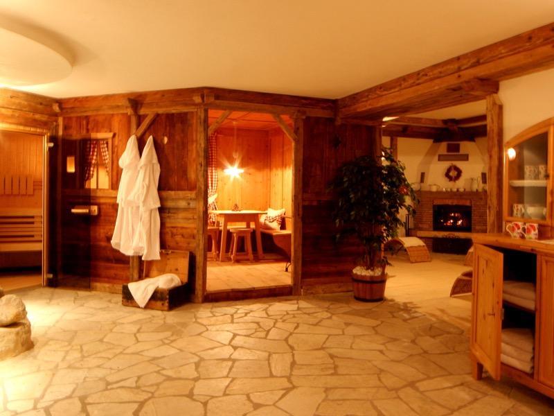 Dolomites Apartments Ciasa Vally San Cassiano  Bagian luar foto